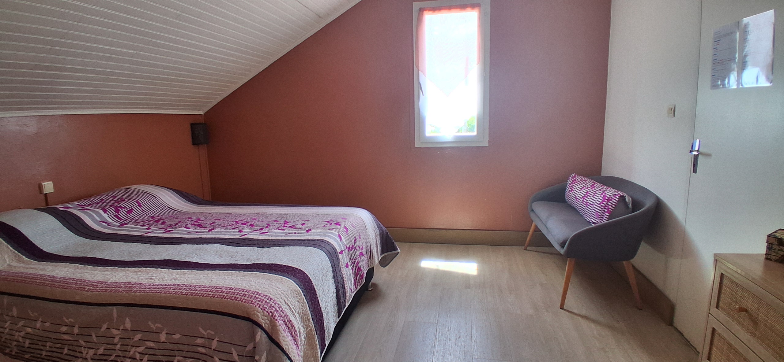 chambre piton lit double