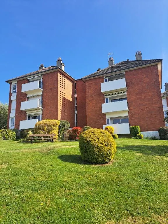 Charmant Appartement avec vue sur la ville de Vimoutiers