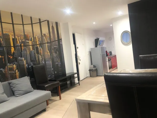 CHEZ VIORIKA